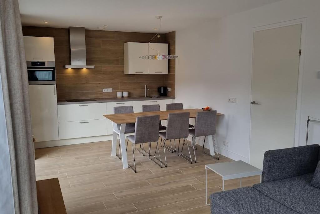 Vakantiewoning 1 Aan Zee, 400 Meter Van Het Strand Zoutelande Exteriör bild
